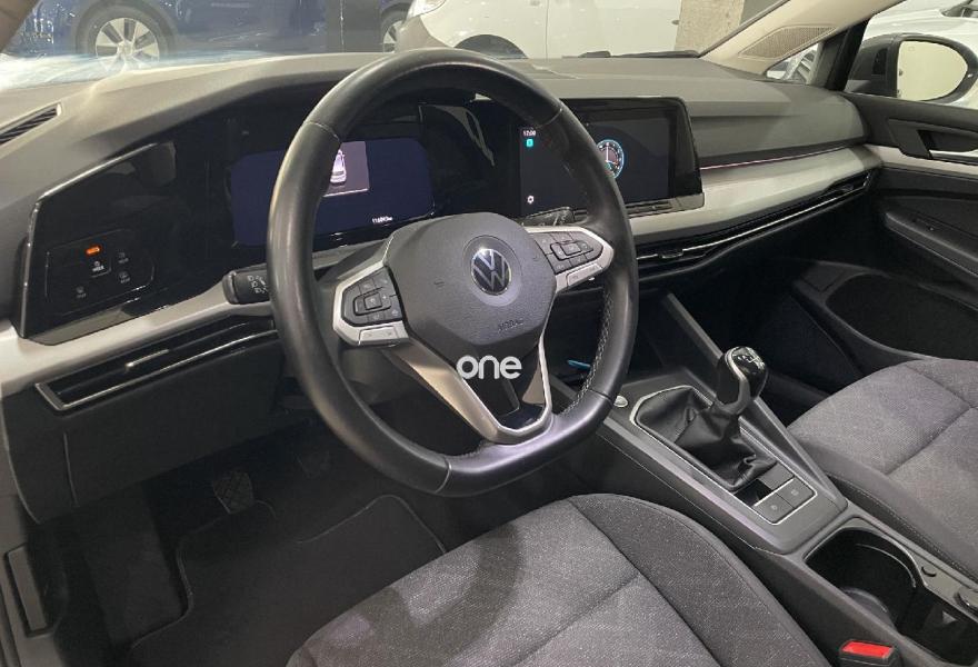 VOLKSWAGEN Golf 2021