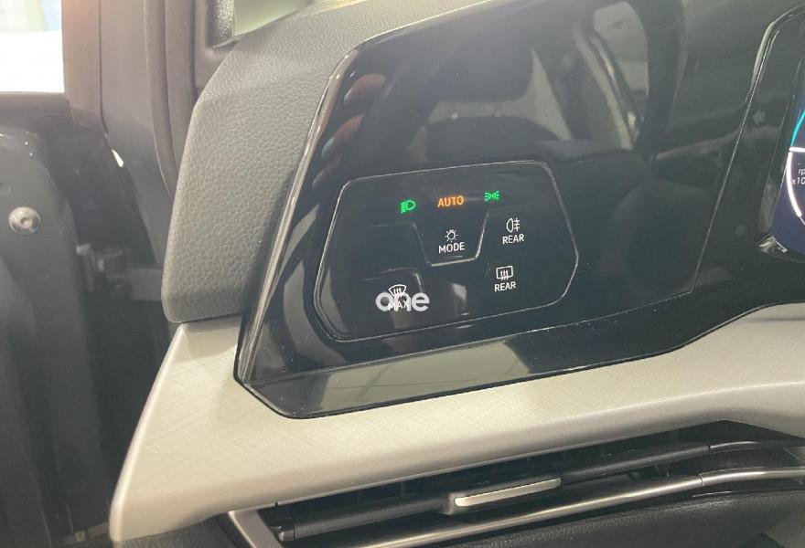 VOLKSWAGEN Golf 2021