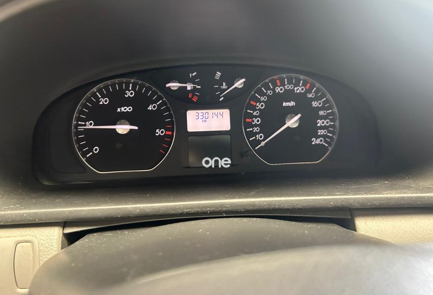 RENAULT Laguna 2003