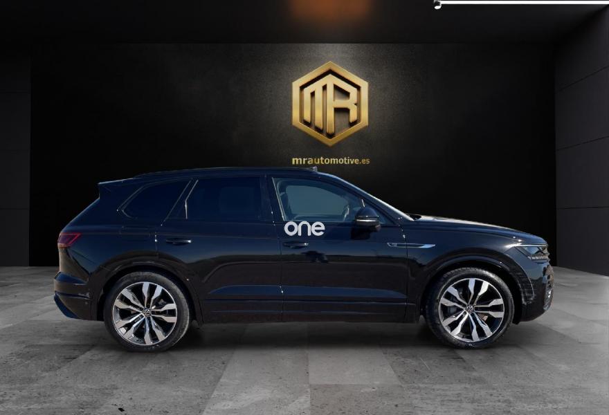 VOLKSWAGEN Touareg 2021