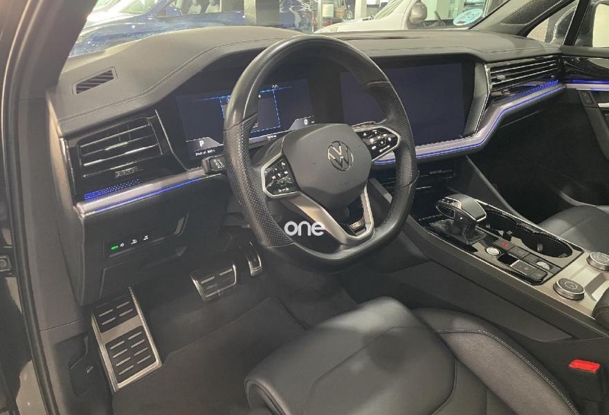 VOLKSWAGEN Touareg 2021