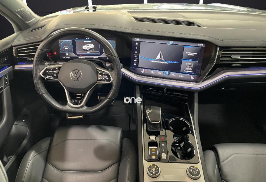 VOLKSWAGEN Touareg 2021
