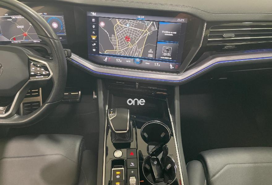 VOLKSWAGEN Touareg 2021