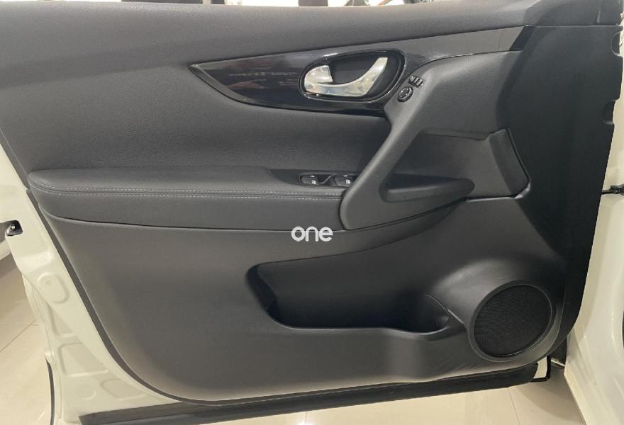 NISSAN Qashqai 2019