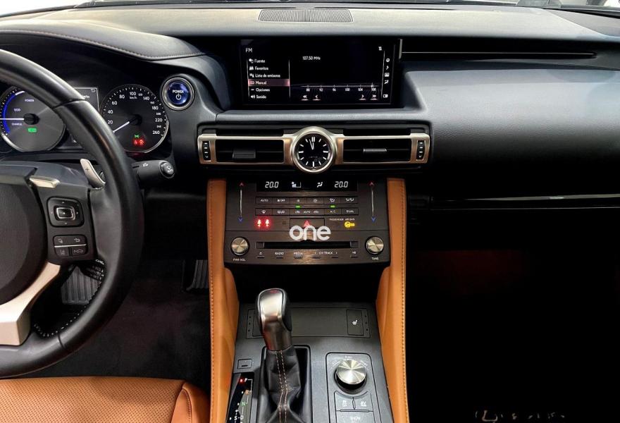 LEXUS RC 2020