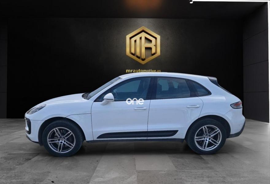 PORSCHE Macan 2022