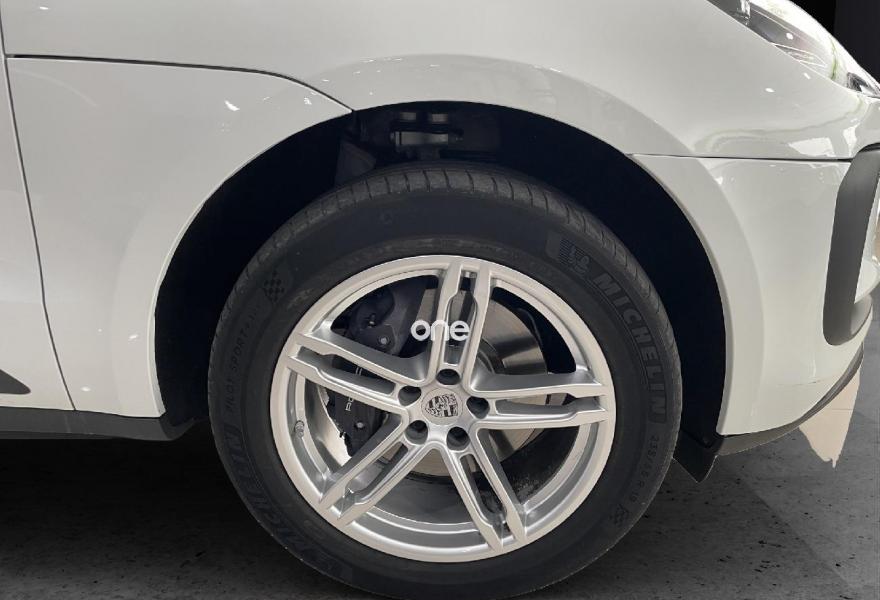 PORSCHE Macan 2022