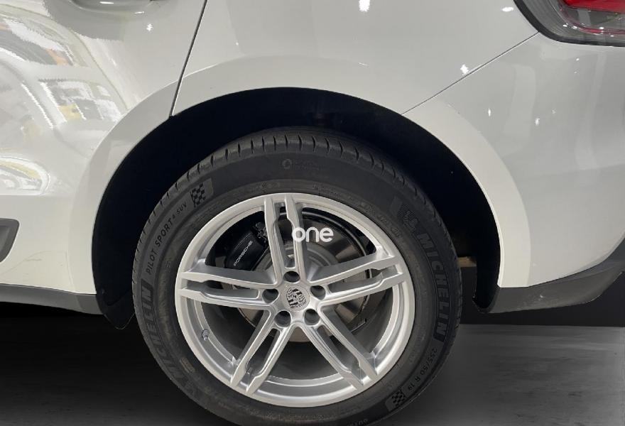 PORSCHE Macan 2022