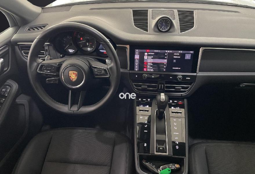 PORSCHE Macan 2022