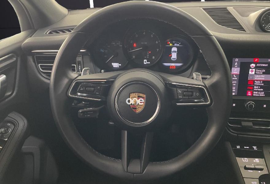 PORSCHE Macan 2022