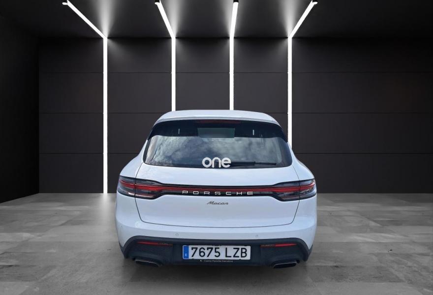 PORSCHE Macan 2022