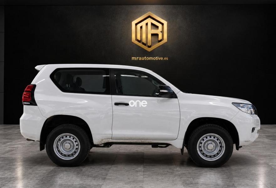 TOYOTA Land Cruiser 2021