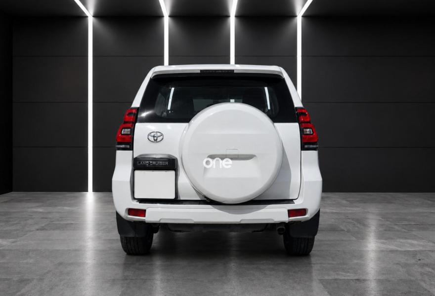 TOYOTA Land Cruiser 2021