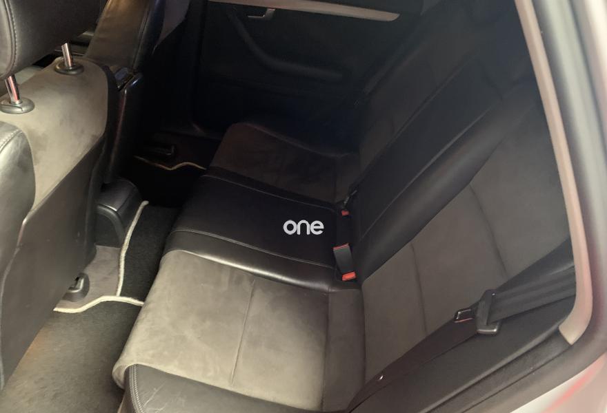AUDI A4 2002