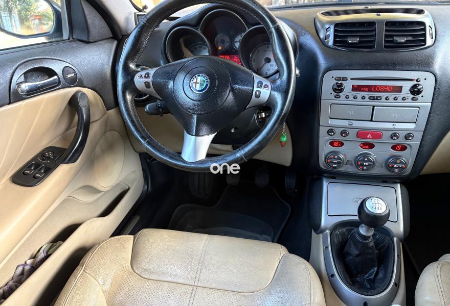 ALFA ROMEO GT 2006