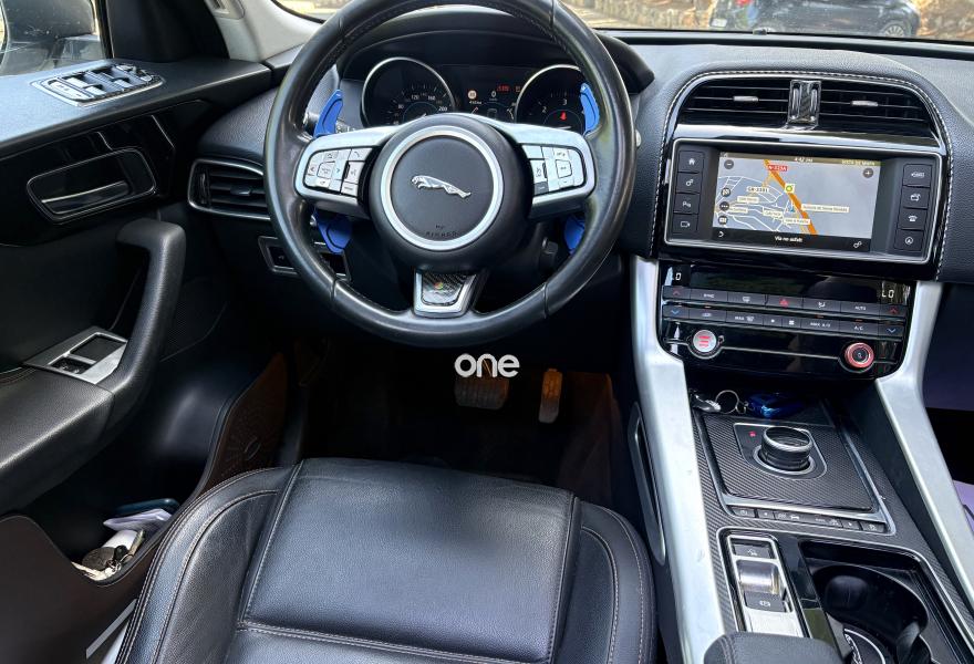 JAGUAR F-Pace 2017