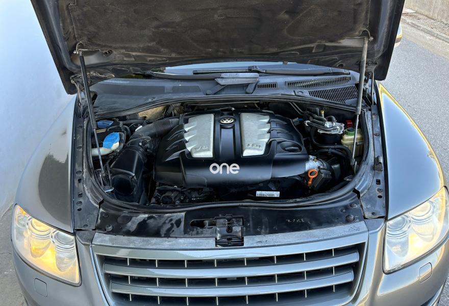 VOLKSWAGEN Touareg 2005