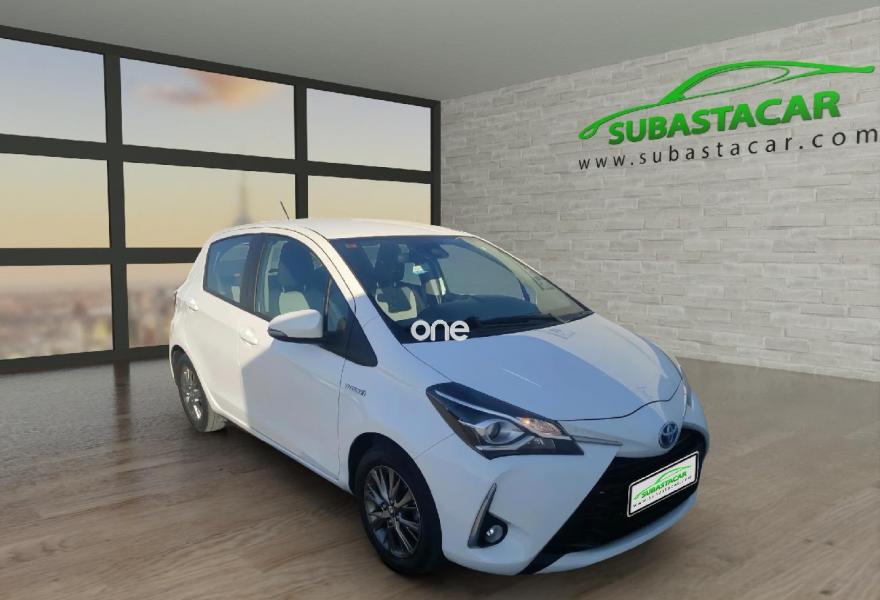 TOYOTA Yaris 2019