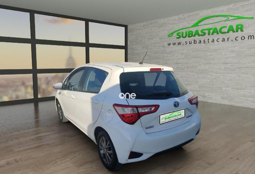 TOYOTA Yaris 2019