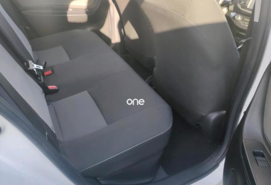 TOYOTA Yaris 2019