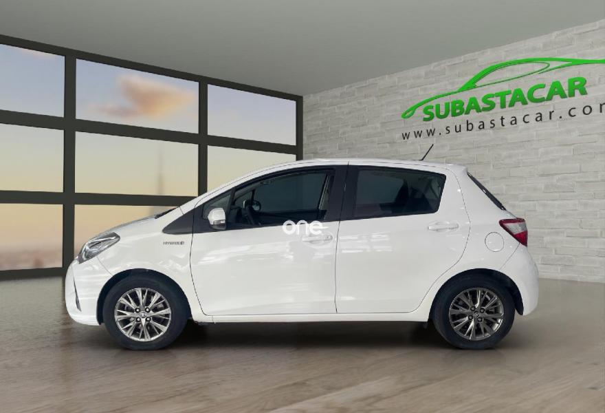 TOYOTA Yaris 2019