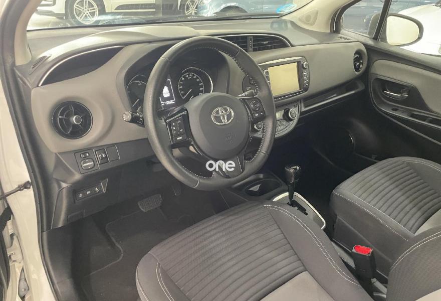 TOYOTA Yaris 2019