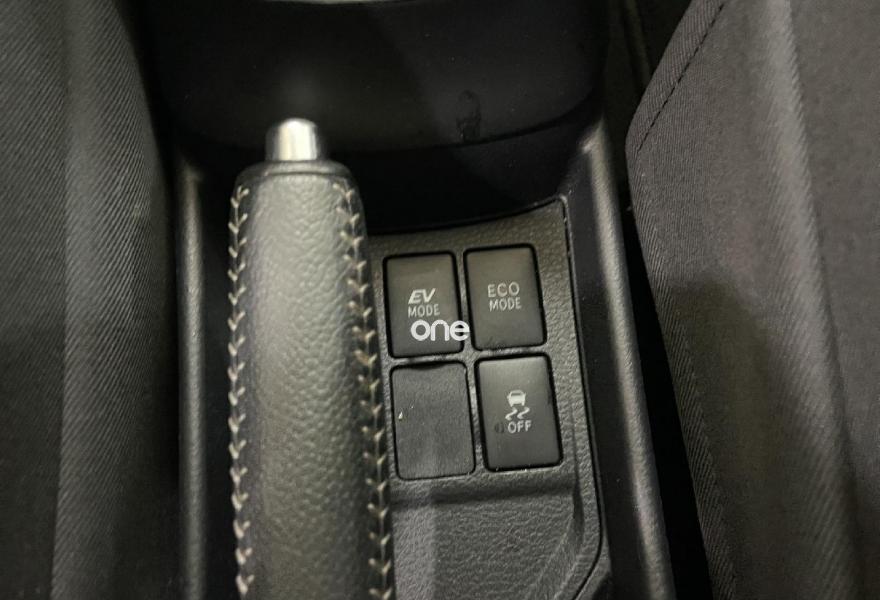 TOYOTA Yaris 2019