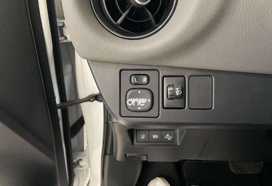TOYOTA Yaris 2019