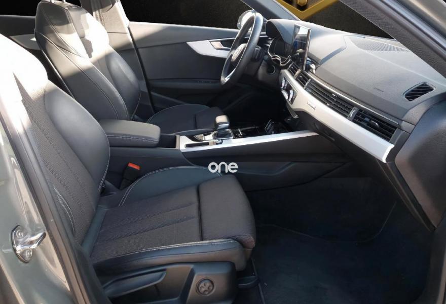 AUDI A4 2023