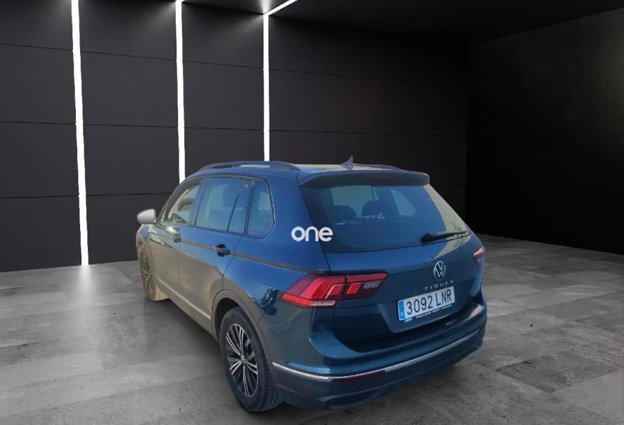 VOLKSWAGEN Tiguan 2021