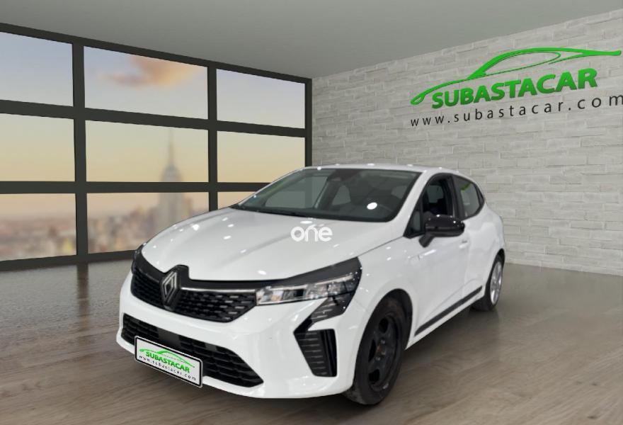 RENAULT Clio 2024
