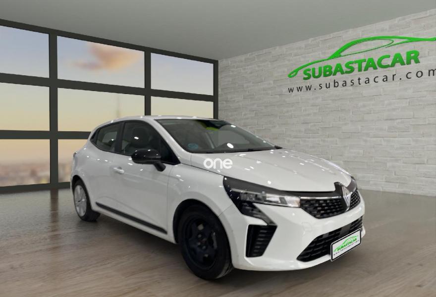 RENAULT Clio 2024