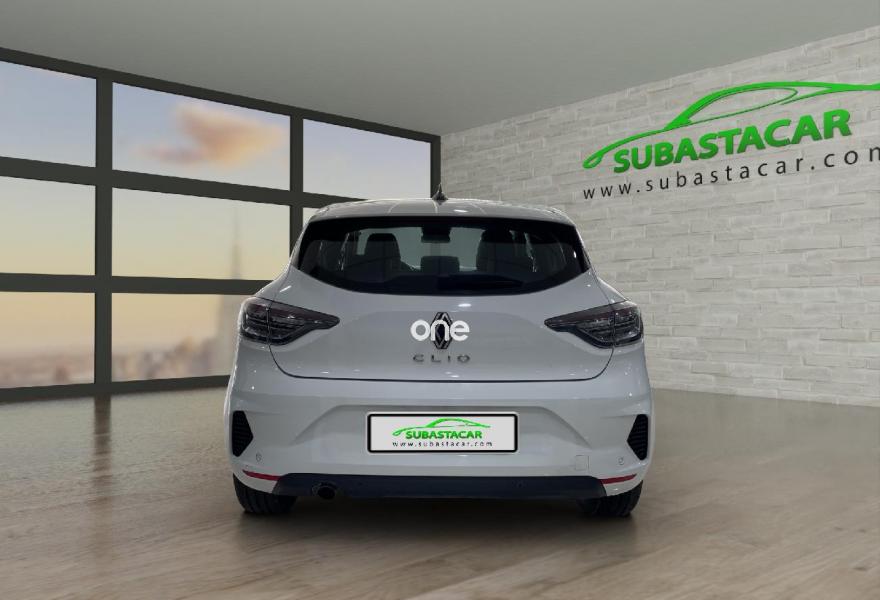 RENAULT Clio 2024