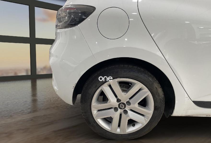 RENAULT Clio 2024