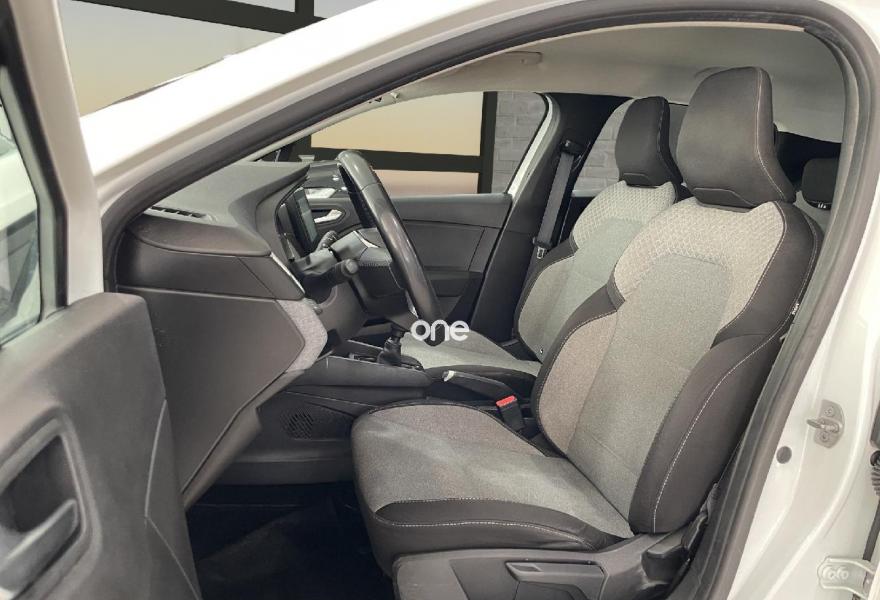 RENAULT Clio 2024