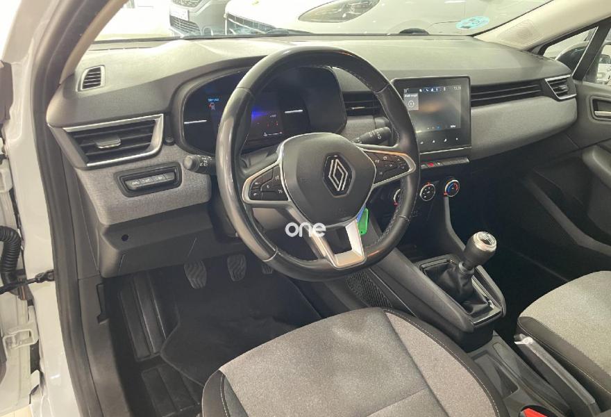 RENAULT Clio 2024