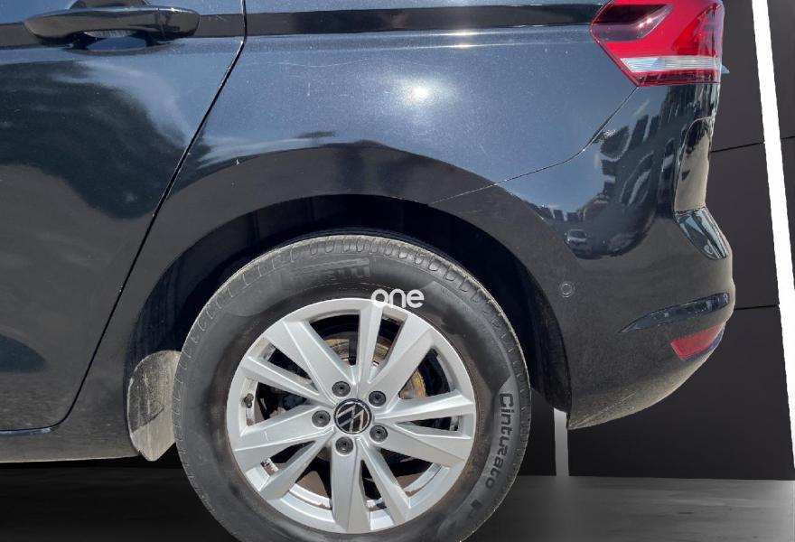 VOLKSWAGEN Touran 2023