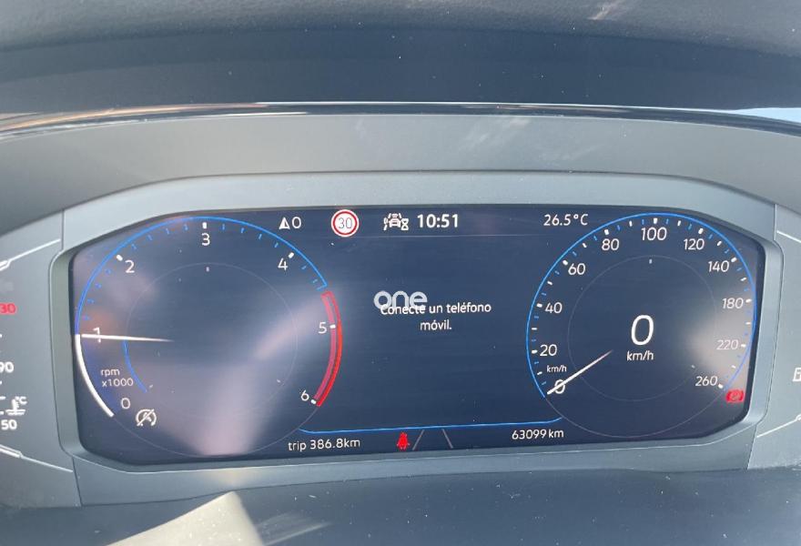 VOLKSWAGEN Touran 2023