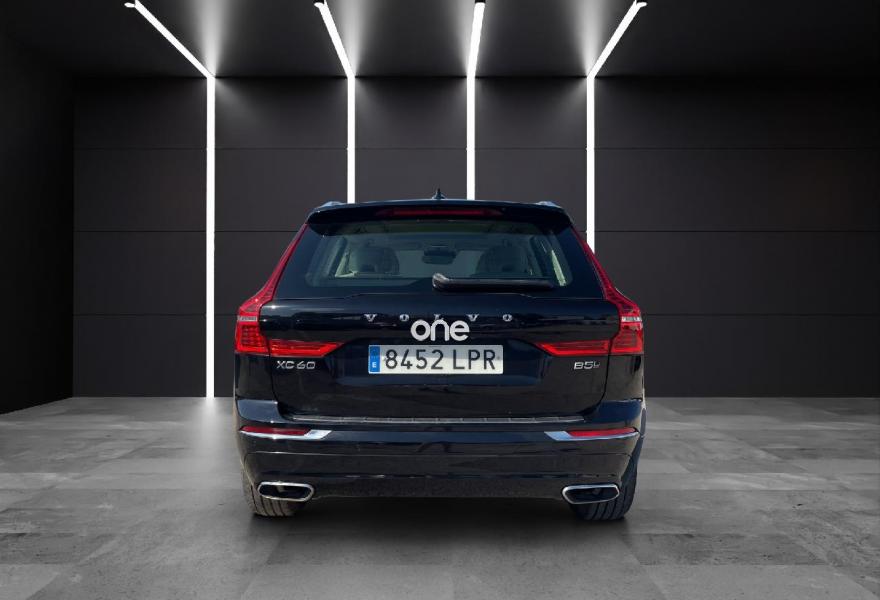 VOLVO XC60 2021