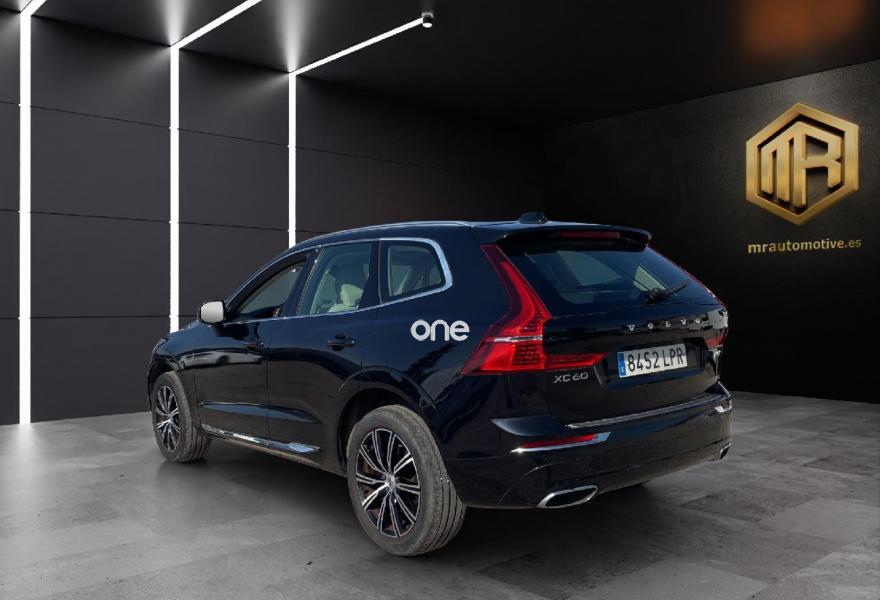 VOLVO XC60 2021
