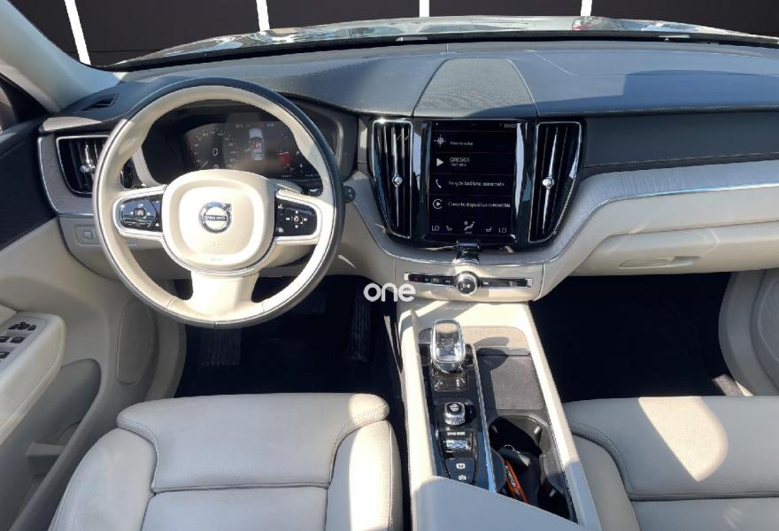 VOLVO XC60 2021