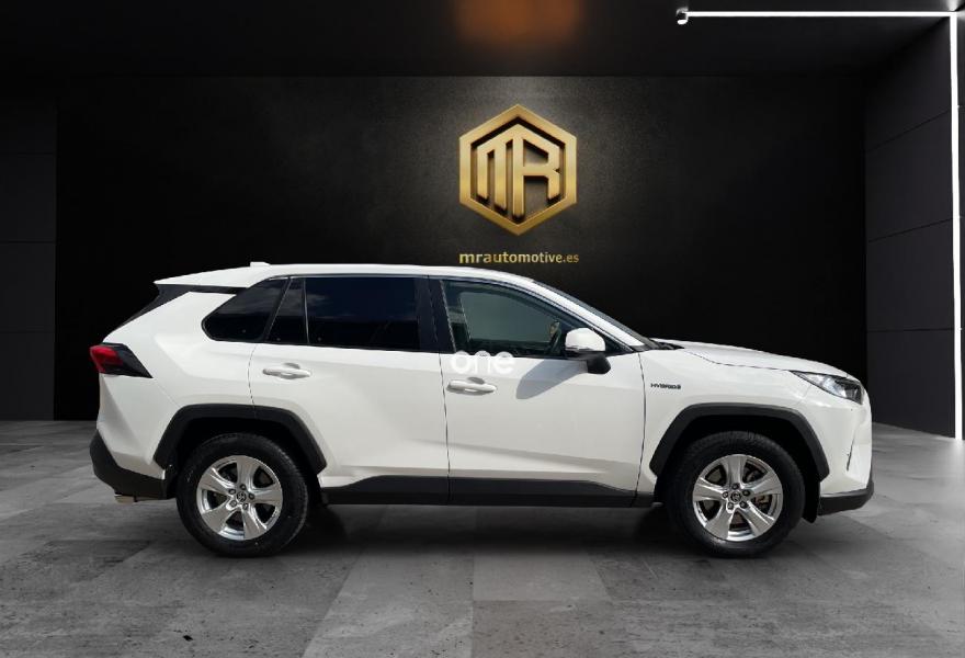 TOYOTA Rav4 2021