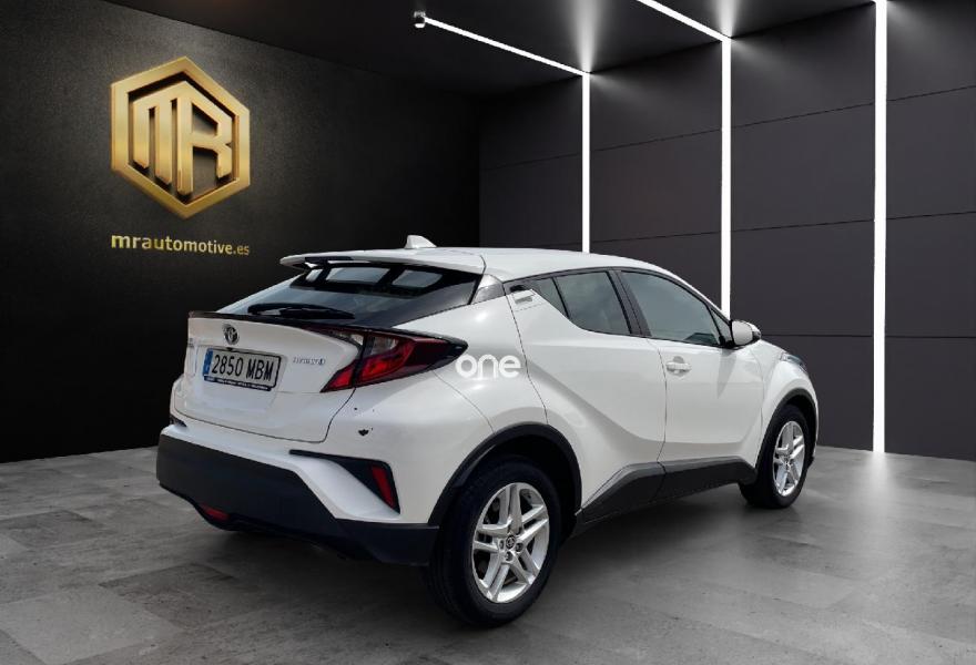 TOYOTA C-HR 2022
