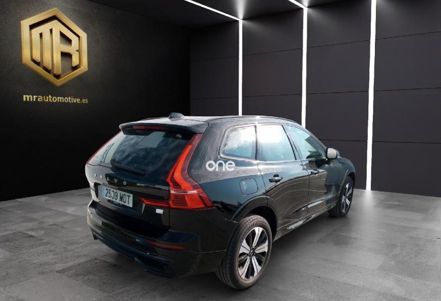 VOLVO XC60 2023