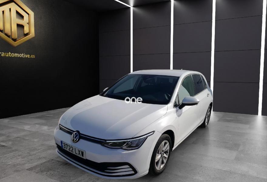 VOLKSWAGEN Golf 2022