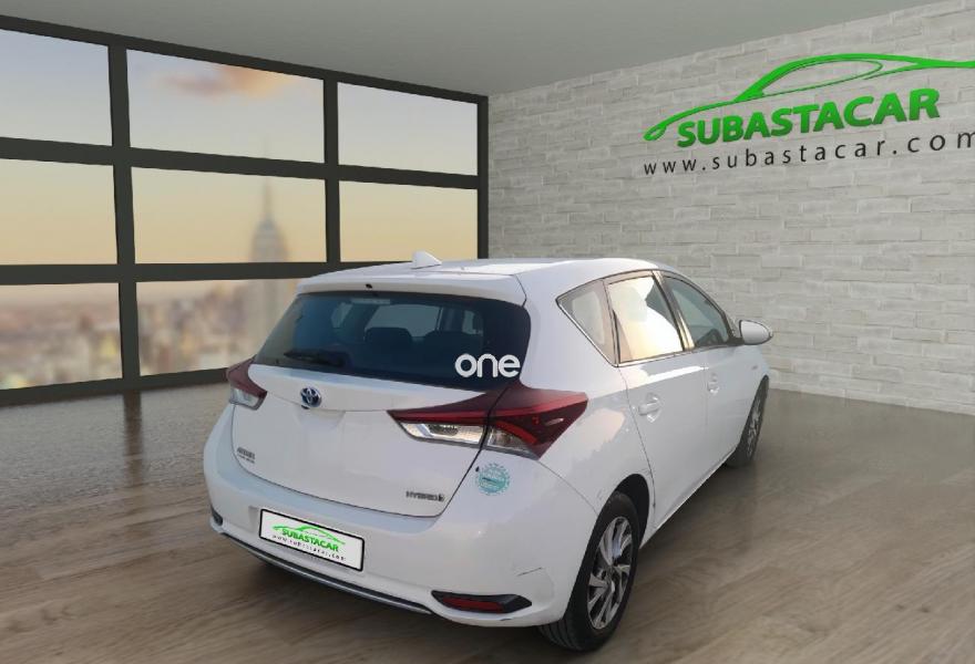TOYOTA Auris 2019