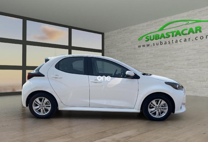 TOYOTA Yaris 2022
