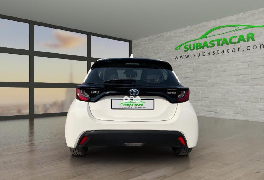 TOYOTA Yaris 2022