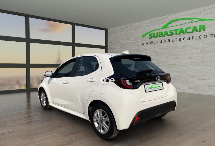 TOYOTA Yaris 2022