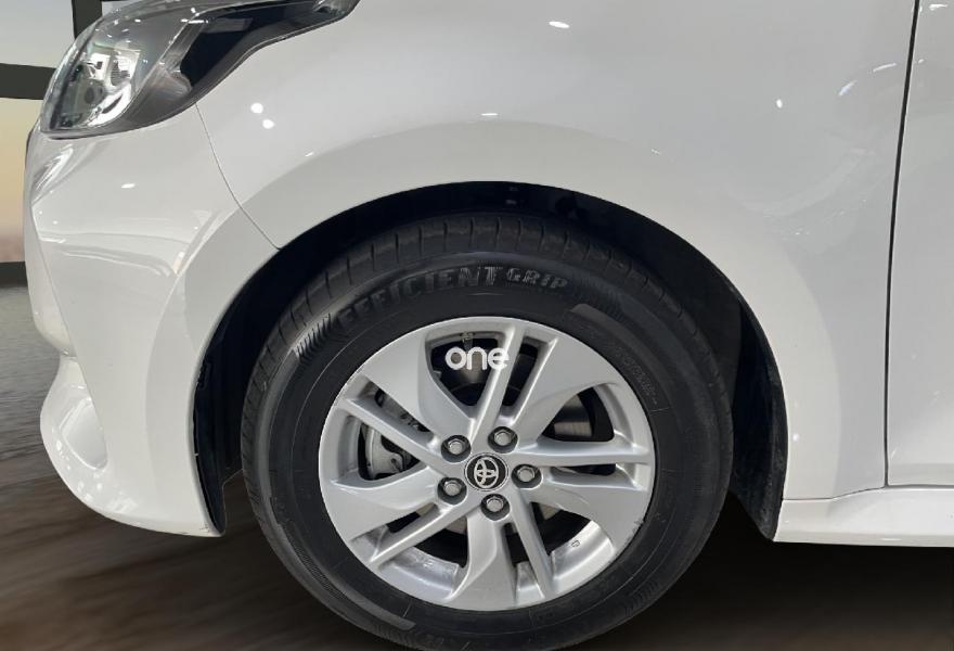 TOYOTA Yaris 2022